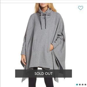 UGG Jackets & Coats - UGG oversized poncho UGG Jackets & Coats - UGG oversized poncho